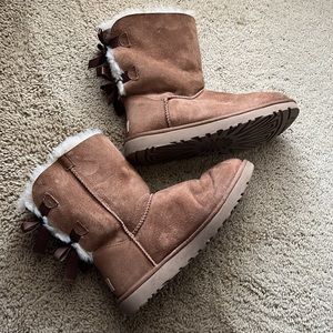 Ugg Bailey Bow II